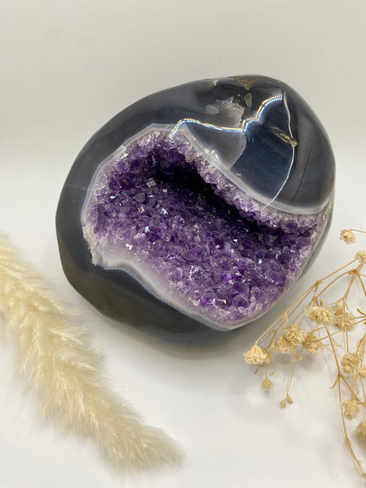 Stein Amethyst Geode